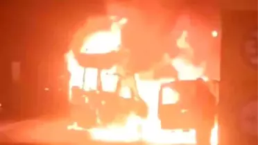 Kazanın ardından çıkan alevler