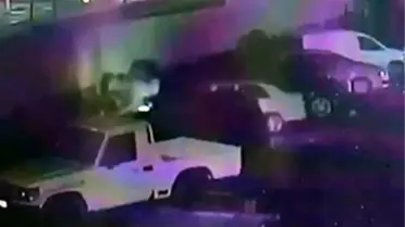 Yanmış araçların görüntüsü