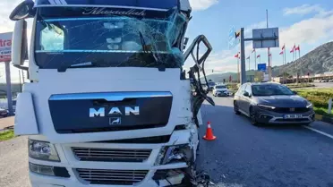 Kırkağaç’taki tır çarpışması anı