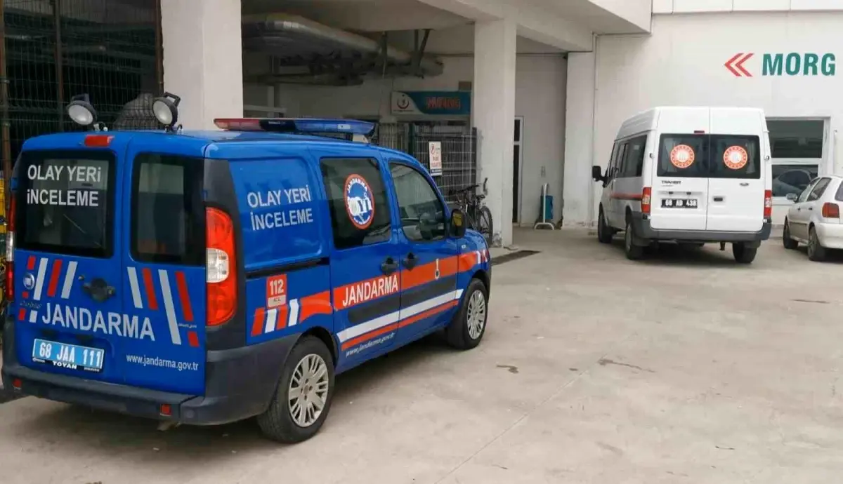 Aksaray’da Şiddetli Fırtına Çatıyı Uçurdu, Vatandaşı Aydın Harç Hayatını Kaybetti