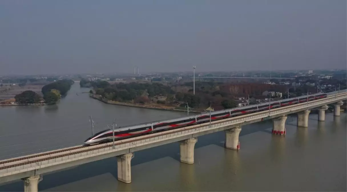 Çin Jiangsu’da İnşaat Halindeki Köprü Çöktü: 5 İşçi Hayatını Kaybetti