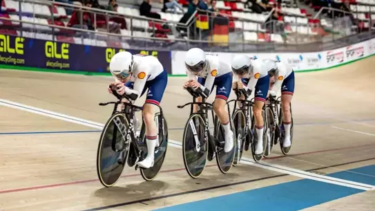 UEC 2026 pist bisikleti yarışından bir an