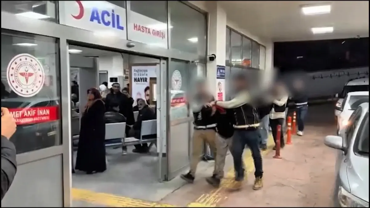 Şanlıurfa'da Kuyumcu Soygunu Sonrası 6 Şüpheli Tutuklandı, Ele Geçirilen Altınlar Geri Alındı