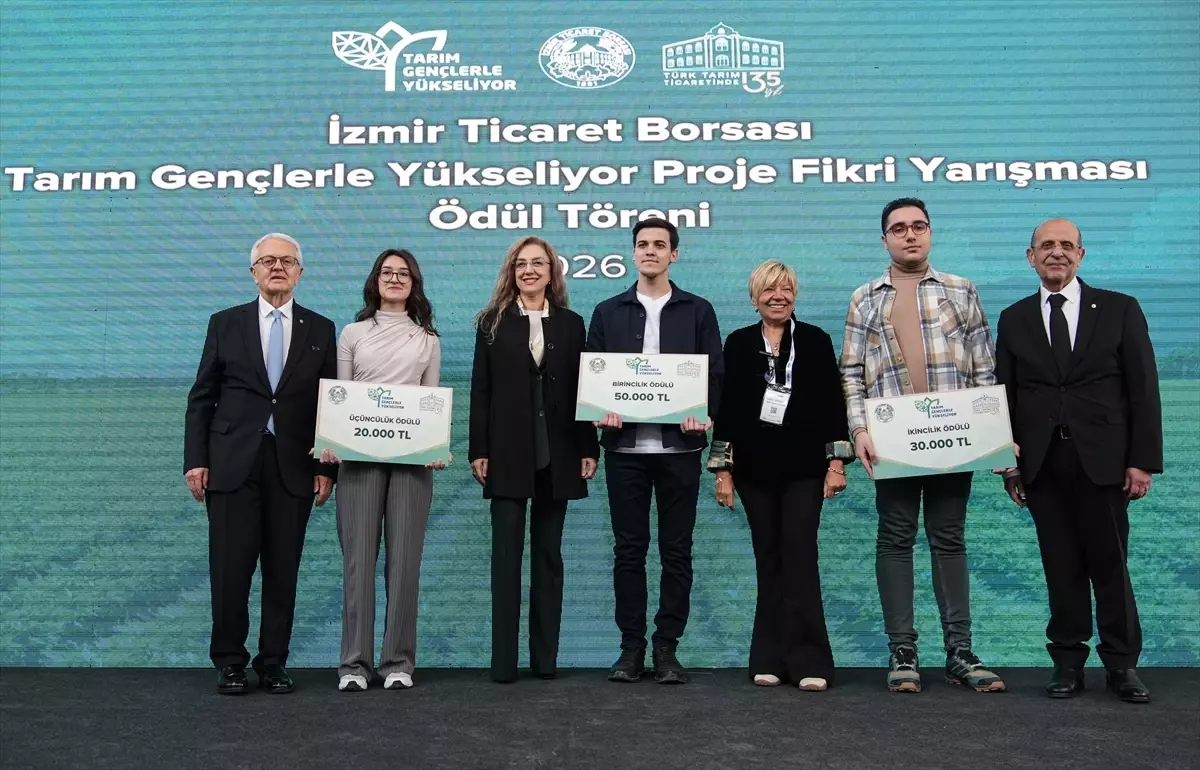 İzmir Ticaret Borsası’ndan Genç Çiftçilere Ödül Yağmuru: Tarımda Yenilikçi Projeler Tanıtıldı
