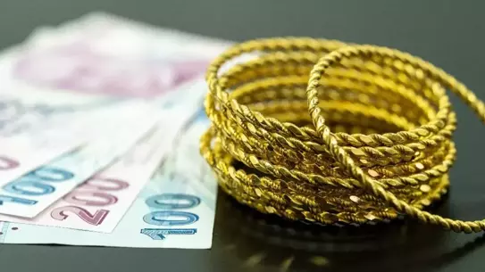 Altın ve Gümüşte Yükseliş: Güvenli Liman Talebi Fiyatları Zirveye Taşıdı