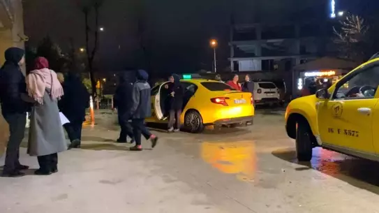 Gıda zehirlenmesi şüphesiyle hastaneye kaldırılan işçiler