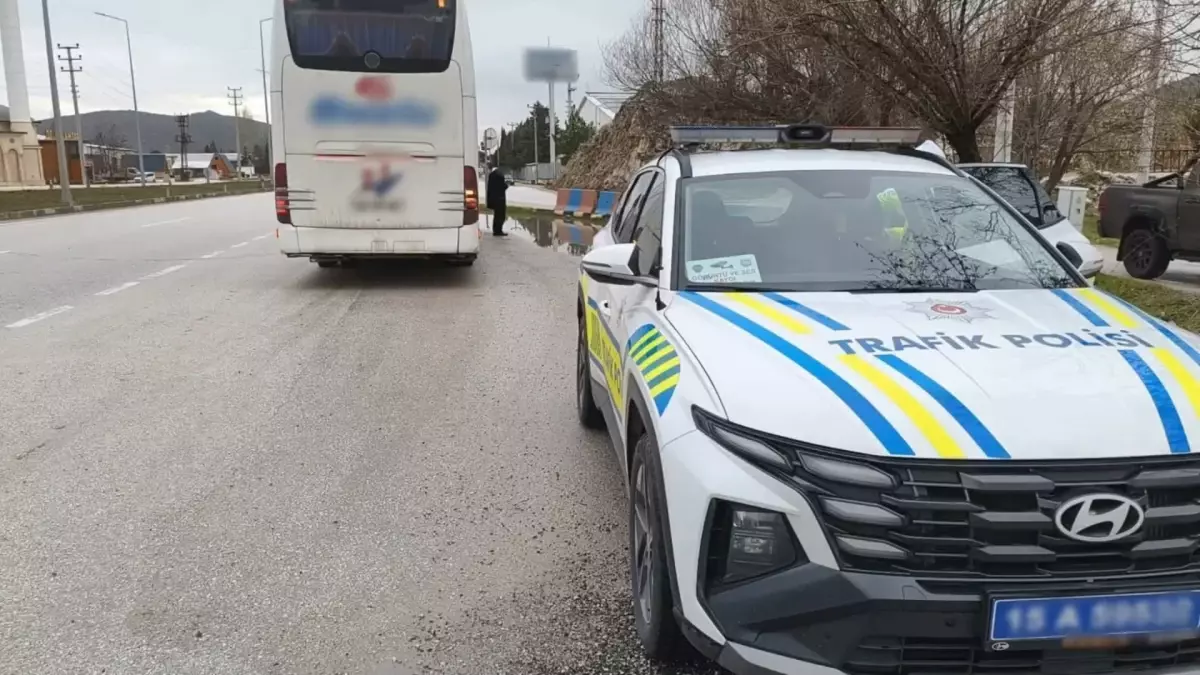 Buzlu Turizm otobüsü