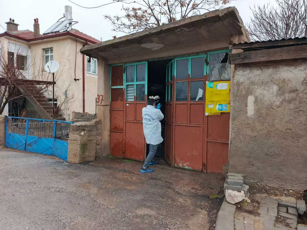 Veterinerin Tüfek Kontrolü Sırasında Yaşadığı Kazada Ağır Yaralandı