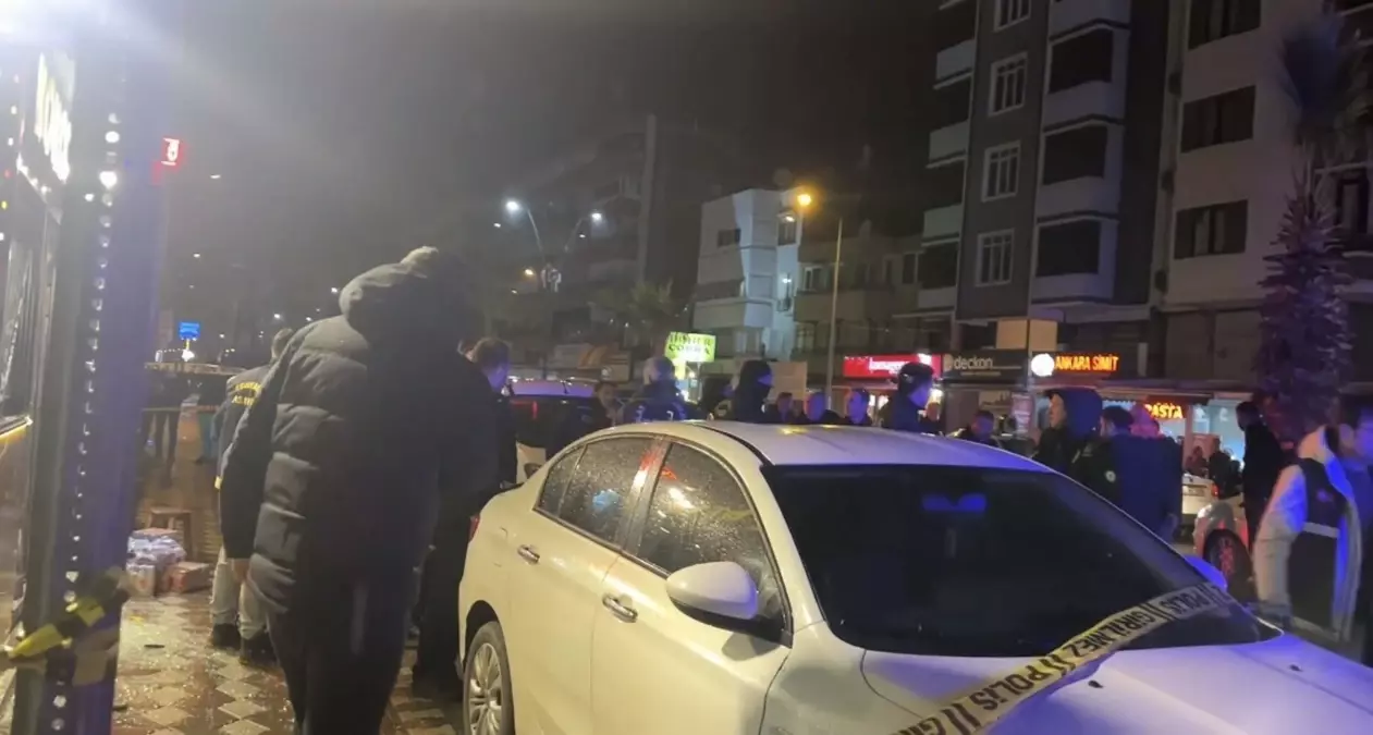 Balıkesir Edremit’te Kokoreç Dükkanına Silahlı Saldırı: İş Yeri Sahibi Şehit, 2 Yaralı