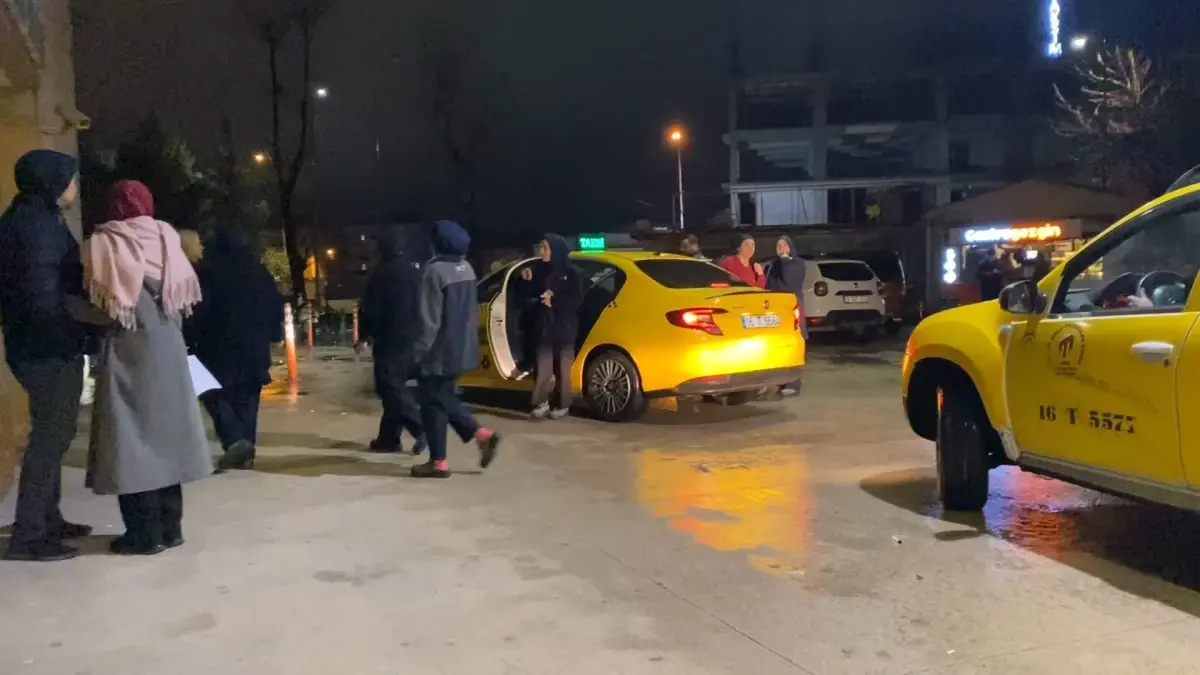 İnegöl Tekstil Fabrikasında 20 İşçiyi Etkileyen Gıda Zehirlenmesi Şüphesi