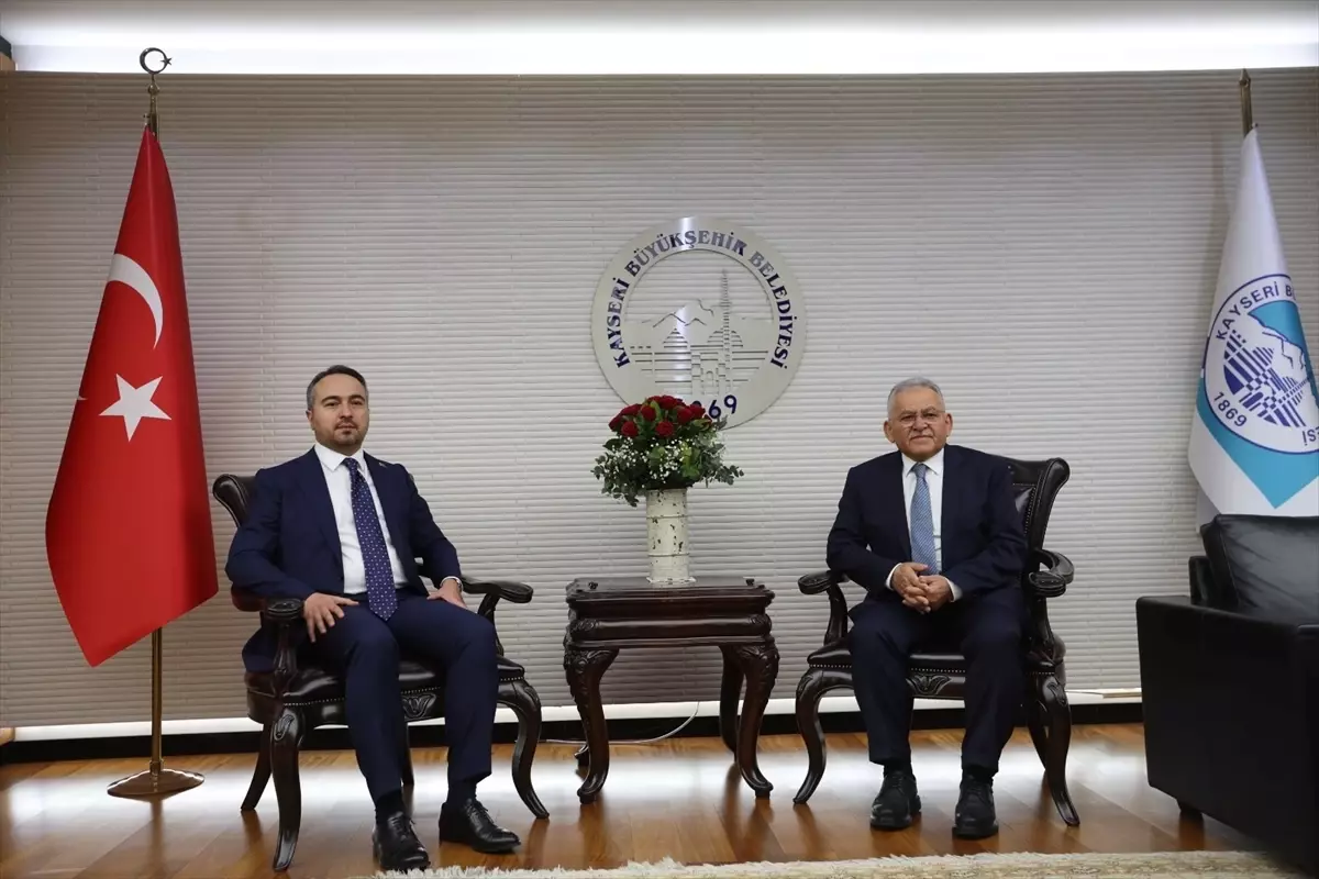 Kayseri’de Yüzyılın Konut Projesi: Bakan Yardımcısı Demiralp’tan Ziyaret ve Değerlendirme