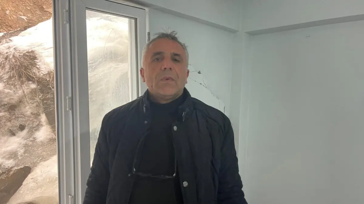 Hakkari'de Kaya Parçası Evi Delip Girdi: AFAD'dan Acil Yardım Desteği