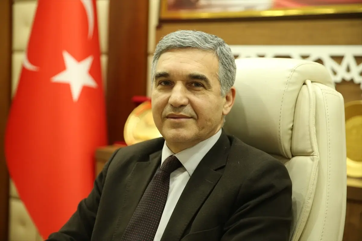 Siirt Kültür Müdürü Genç'in Seçimiyle 'Yılın Kareleri' Oylaması Başladı