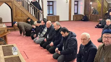 Camii içi restorasyon sonrası