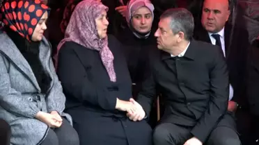 CHP Genel Başkanı Özgür Özel, Kahramanmaraş'ta Depremzedeleri Ziyaret Etti