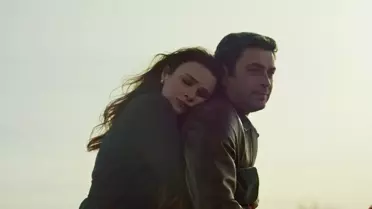 Uzak Şehir'in Yeni Bölümü: Alya'nın Veda Sahnesi ve Hande Mehan'ın Sürpriz Performansı