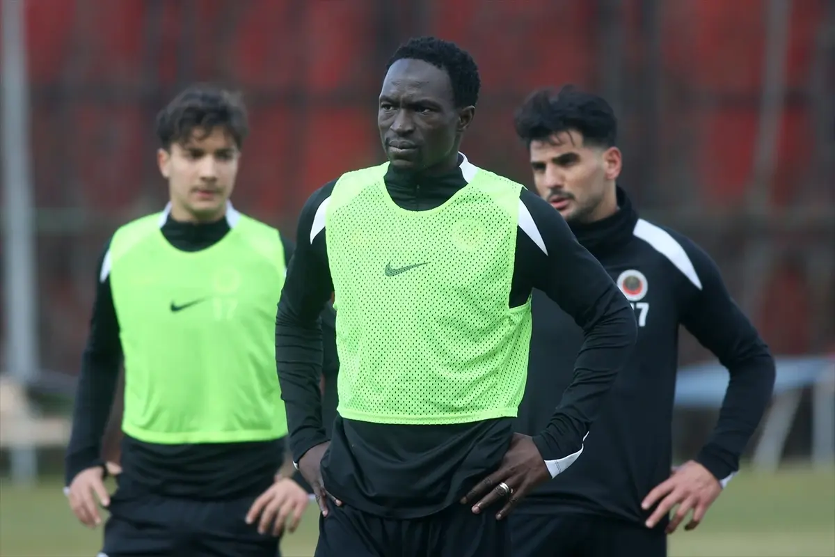 Adama Traoré Gençlerbirliği'ne Geri Dönüşünü Resmen Açıkladı