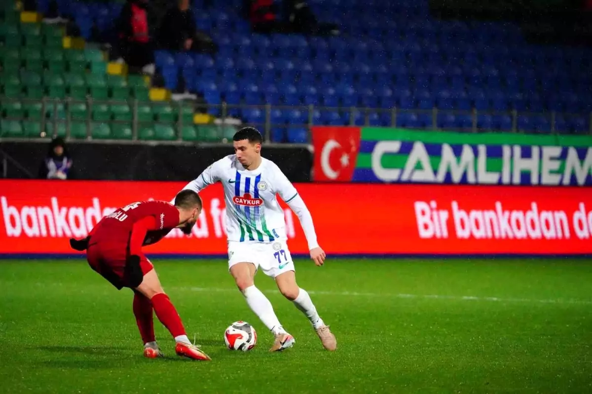Ziraat Türkiye Kupası'nda Çaykur Rizespor ve Beyoğlu Yeni Çarşı 1-1 Beraberlikle Karşı Karşıya