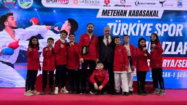 Erzincanlı Karateciler Türkiye Yıldızlar Ligi'nde 5 Madalya Kazandı