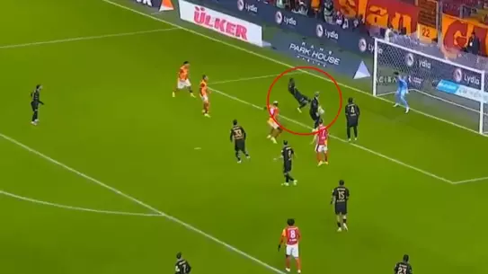 Aaron Opoku, Galatasaray’da Kendi Kalesine Gol Atmasının Ardından Almanya 2. Lig’e Transfer Oldu