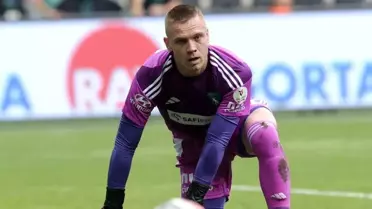 Jovanovic, Diz Sakatlığı Nedeniyle Sırbistan’da Tedavi Görüyor