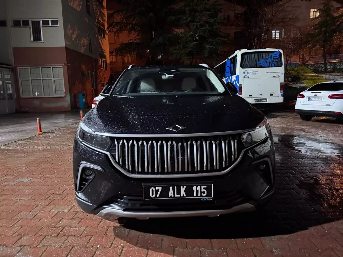 Alanya Korkut Ata Üniversitesi, Akseki MYO'ya Yerli Togg Aracını Hediye Etti