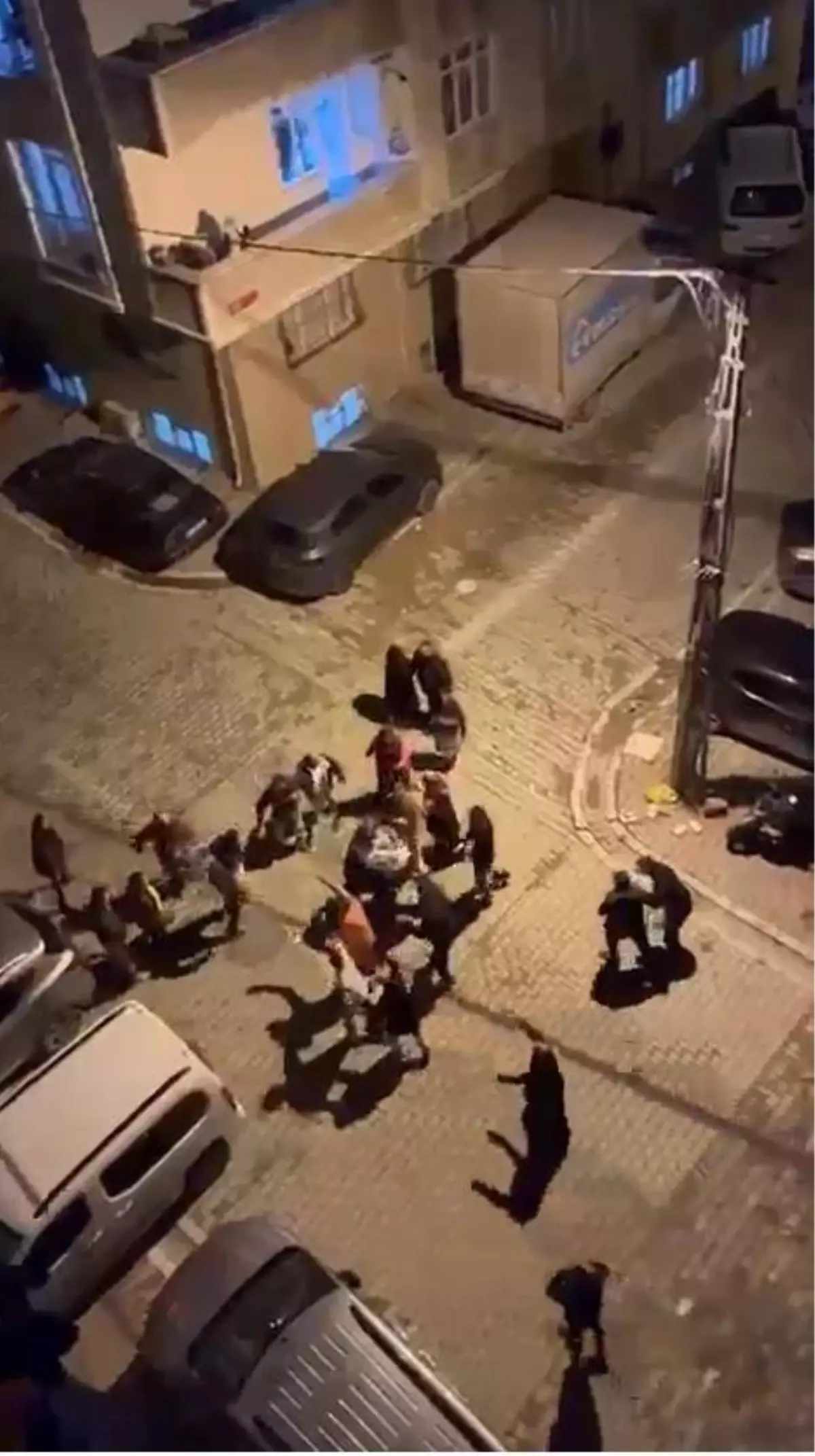 Esenyurt’ta Gürültü Tartışması Ev Baskısına Dönüştü: Kavga ve Bıçaklama Olayı