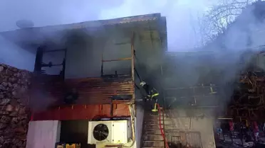 Alanya’da Piknik İşletmesinde Çıkan Yangın Araç ve İşletmeye Zarar Verdi