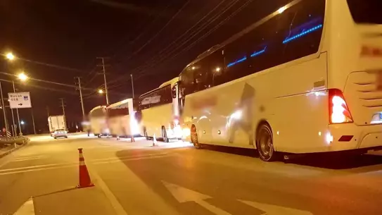 Burdur’da Trafik Kontrolü: 323 Araç İncelendi, 4 Sürücüye Ceza Kesildi