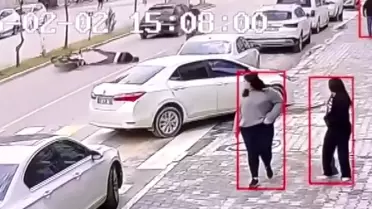 Birecik’te Motosiklet Kazası: Sürücü Metrelerce Sürüklendi, Sağlık Durumu İyi