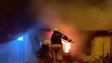 Yangın sonrası ambarın içinde kalan kalıntılar