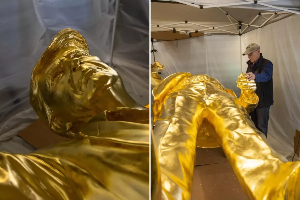 Altın Kaplamalı Dev Trump Heykeli Türkiye’de Gündemi Sallıyor