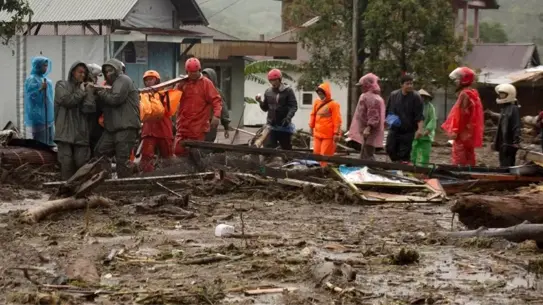 Batı Cava’da Devasa Toprak Kayması 85 Hayatı Yok Etti