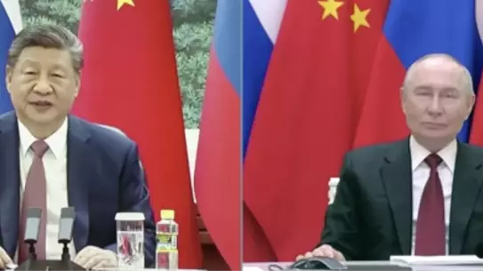 Putin ve Şi video konferans anı