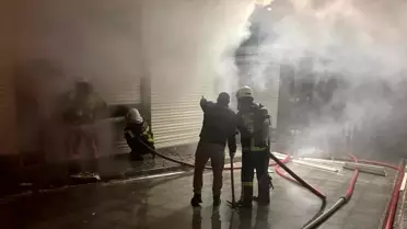 Besni'de Hırdavat Dükkanında Çıkan Yangın Kontrol Altına Alındı