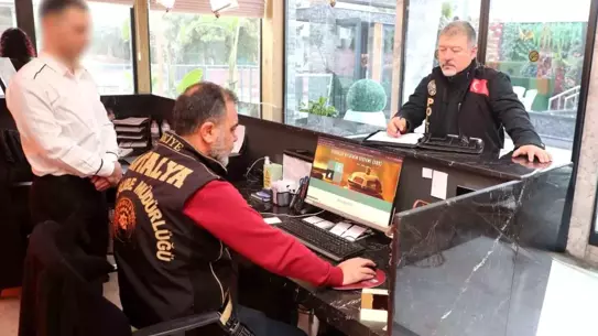 Antalya’da 792 Konaklama Tesisine ve Araç Kiralama Firmasına Denetim Şoku