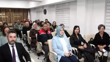 Düzce Tarım Müdürlüğü'nden Tıbbi Bitki Yetiştiriciliği Eğitimi: Çiftçilere Yeni Gelir Kapısı