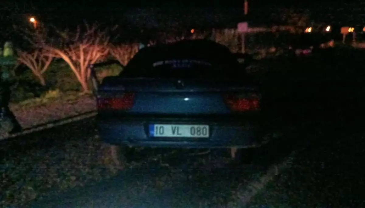 Salihli'de Trafik Kazası: Otomobil Kamyona Çarptı, Sürücü Hayatını Kaybetti