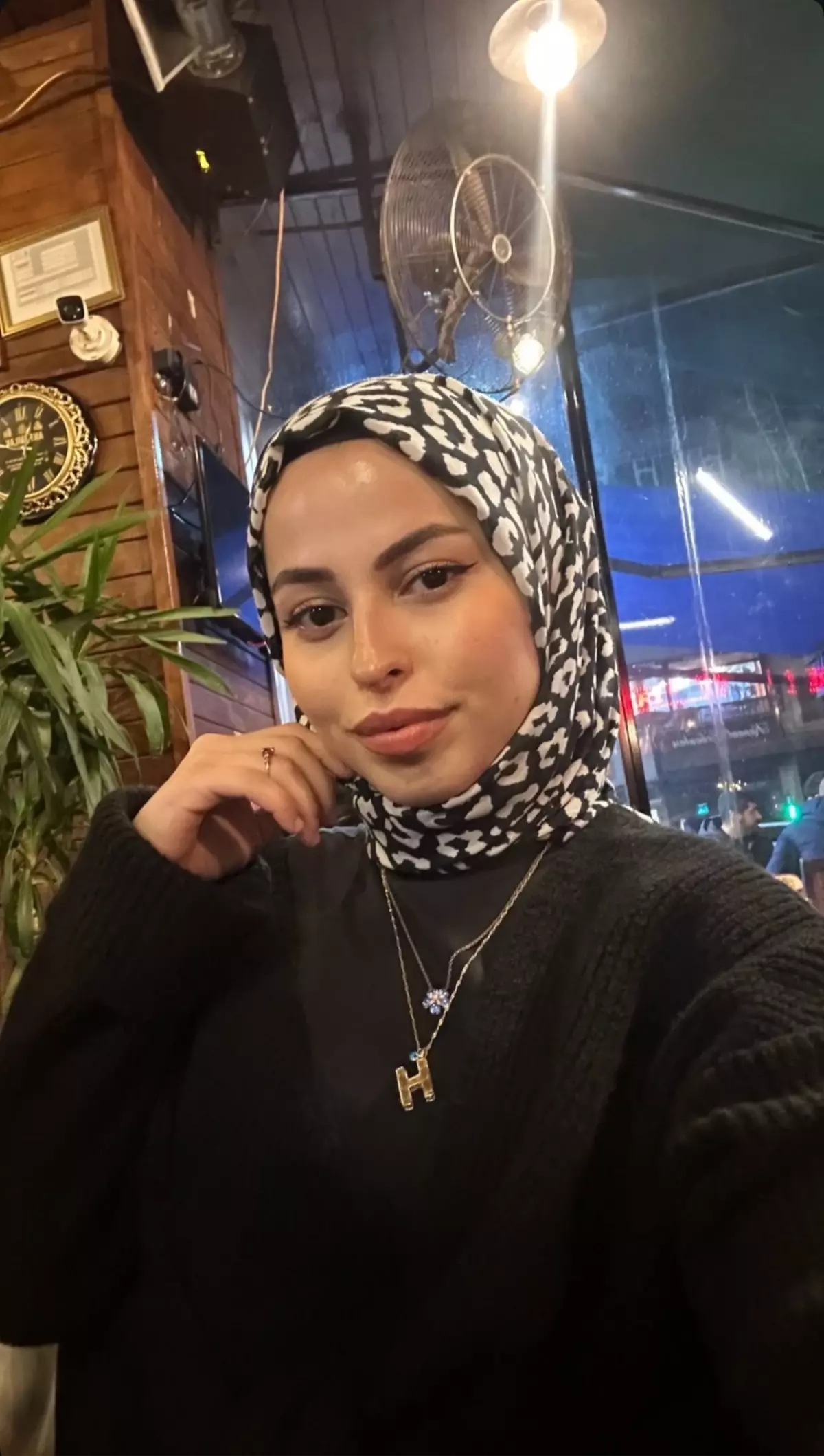 Sakarya’nın Erenler Mahallesi’nde Kamyonet Çarpması Sonucu Genç Kadın Hayatını Kaybetti