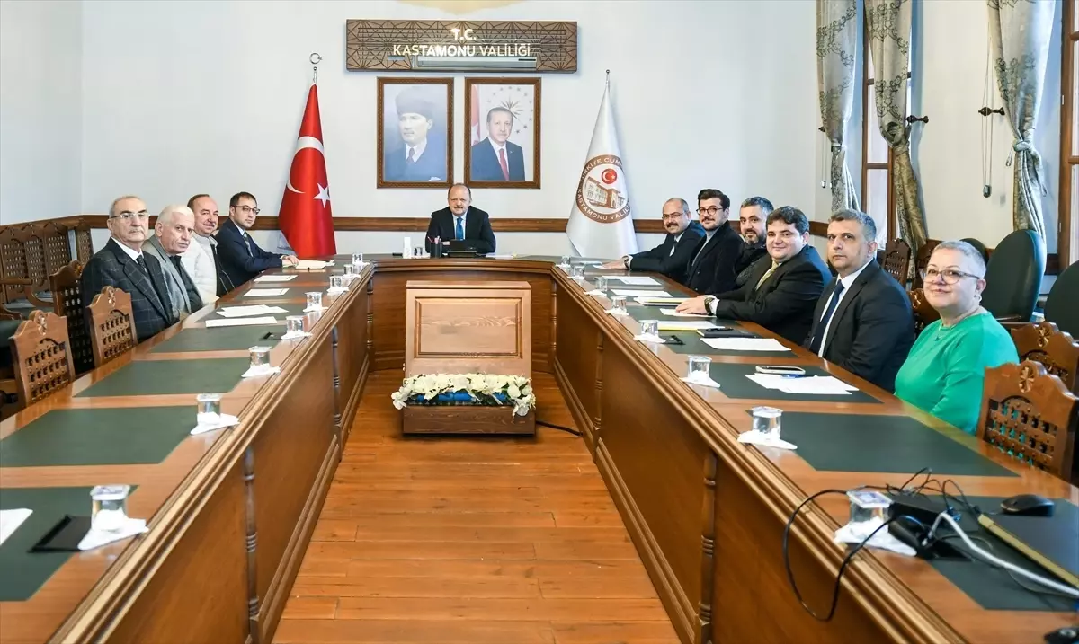 Tosya Organize Sanayi Bölgesi'nde İş Birliği Toplantısı Gerçekleşti