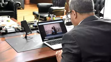 Aksaray Üniversitesi Rektörü Prof. Dr. Arıbaş, Yılın Kareleri Oylamasında Seçimlerini Paylaştı