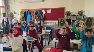 Anamur İlçe Müftülüğü'nden Öğrencilere Kur'an Hediye Kampanyası