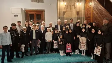 Erzurum’da Çocuklar Camiye Yolculuk Yarışması Sonuçlandı: Öğrenciler Ödüllerini Aldı