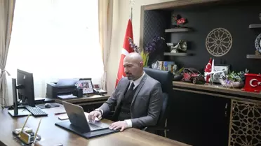 Niğde Ömer Halisdemir Üniversitesi Başhekimi Zor, 2025 Yılın Kareleri Oylamasında Oy Kullandı