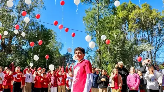 Kaş’ta 12 Yaşındaki Kanser Kahramanı Tunç Körpe’ye Duygusal Karşılama