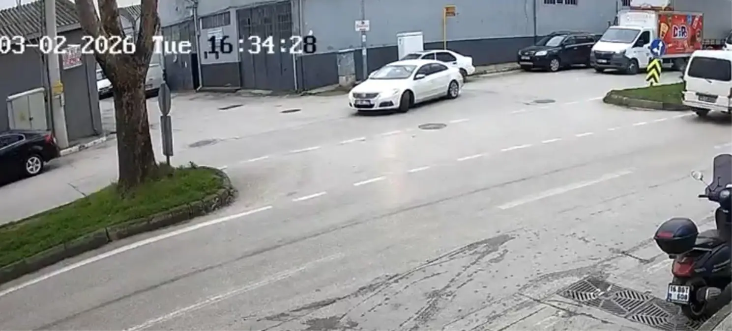 Bursa’da Şok Kaza: Kontrolsüz Dönüş Motosiklete Çarptı