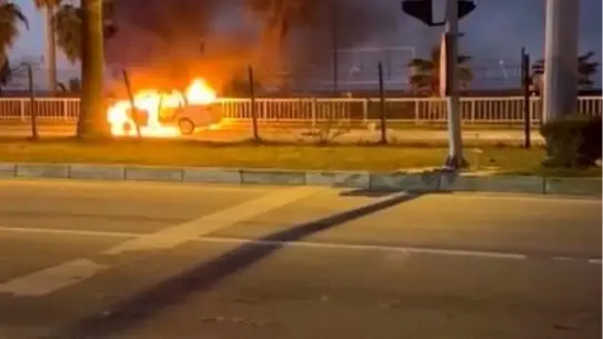 Yanmış Fiat otomobil