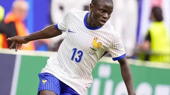 Fenerbahçe taraftarının renkli sürprizi: Kante'yi kamyonetle karşılayacaklar