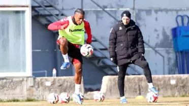 Sivasspor, Sarıyer Maçı İçin Antrenmanlarını Yoğunlaştırdı