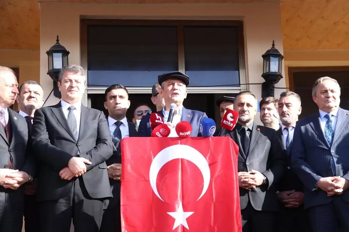 Özgür Özel, Adıyaman’da Çiftçilere Yeni Destek Paketleri Talep Etti